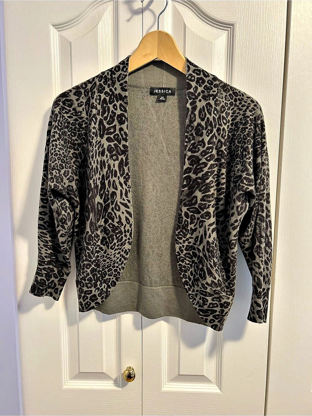 Jessica Leopard Print Cropped Cardigan